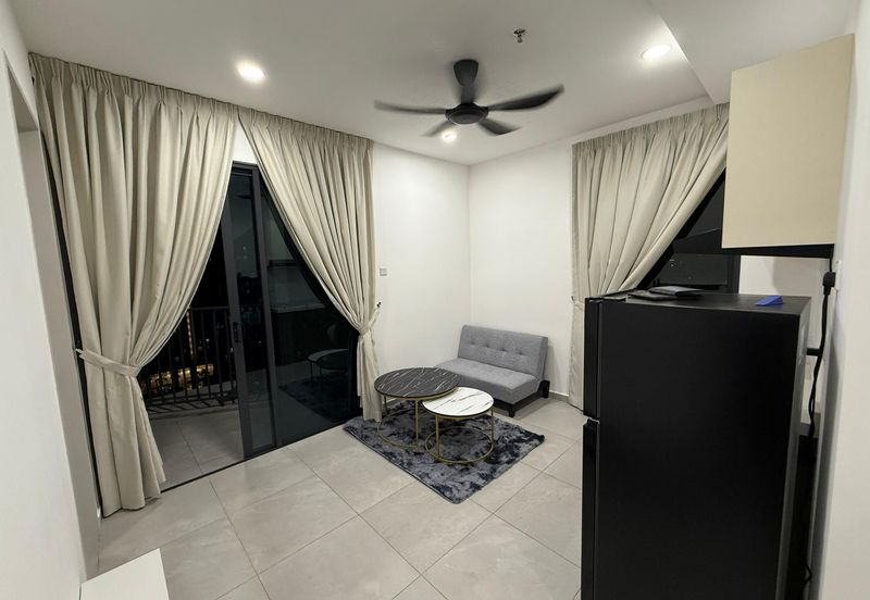 Yolo Signature Suites