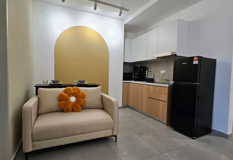 Yolo Signature Suites