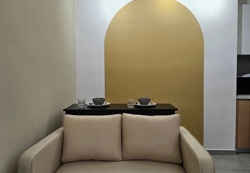 Yolo Signature Suites