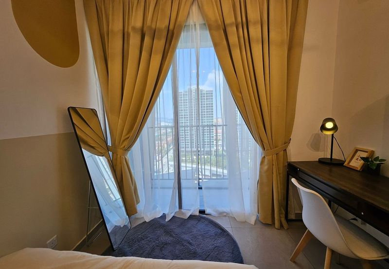 Yolo Signature Suites