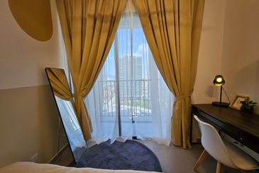 Yolo Signature Suites