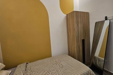 Yolo Signature Suites