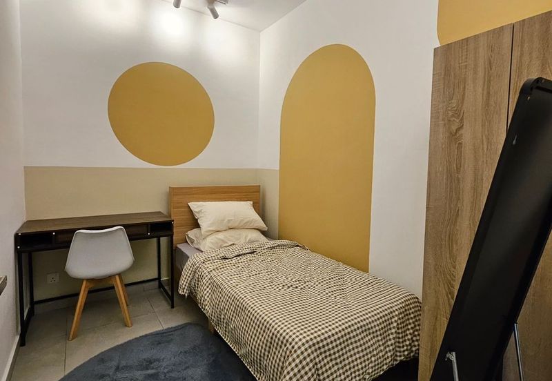 Yolo Signature Suites