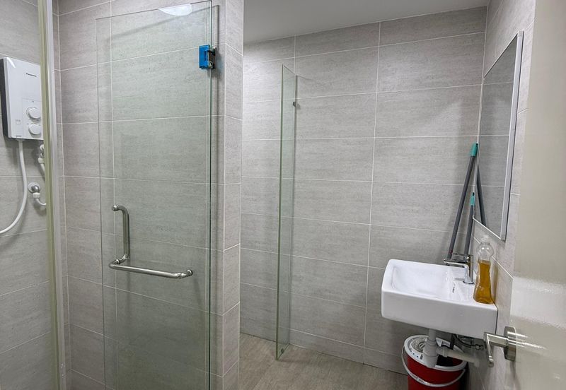 SOUTHPLACE 2 SHOPPES & RESIDENCES