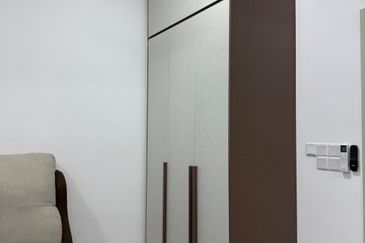 SOUTHPLACE 2 SHOPPES & RESIDENCES