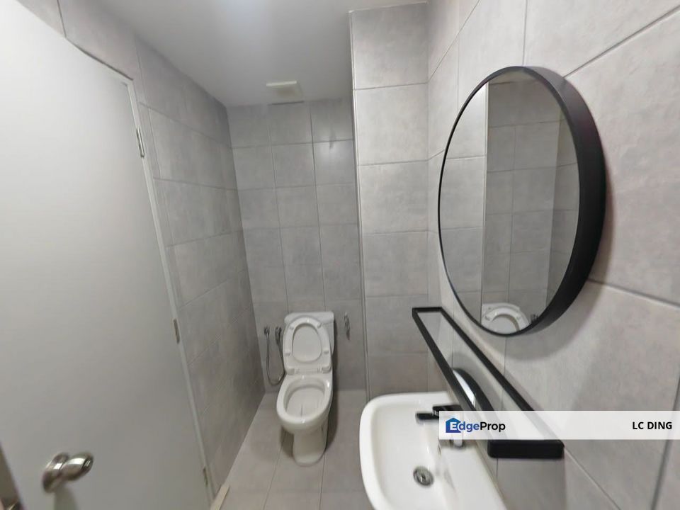 One Equine for Rent, Equine Residence, UPM Student Accomodation , Selangor, Seri Kembangan