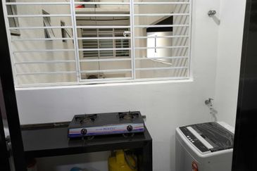 Savanna Executive Suites @ Southville City