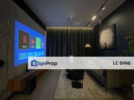 Atwater for Rent, Ryan and Miho, Pacific Star, UM Student Accommodation, Selangor, Petaling Jaya