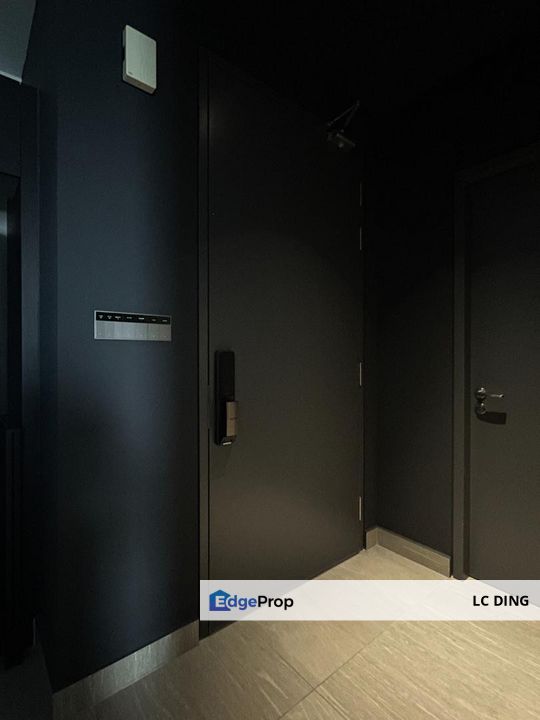 Atwater for Rent, Ryan and Miho, Pacific Star, UM Student Accommodation, Selangor, Petaling Jaya