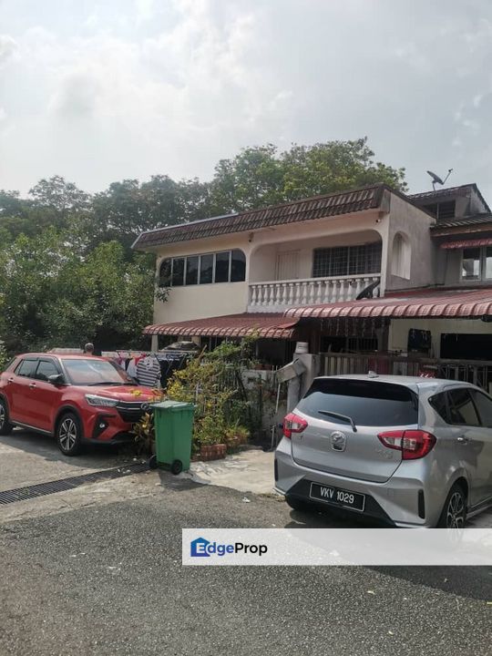 Cheapest Double Storey At Taman Universiti Indah Seri Kembangan, Selangor, Seri Kembangan