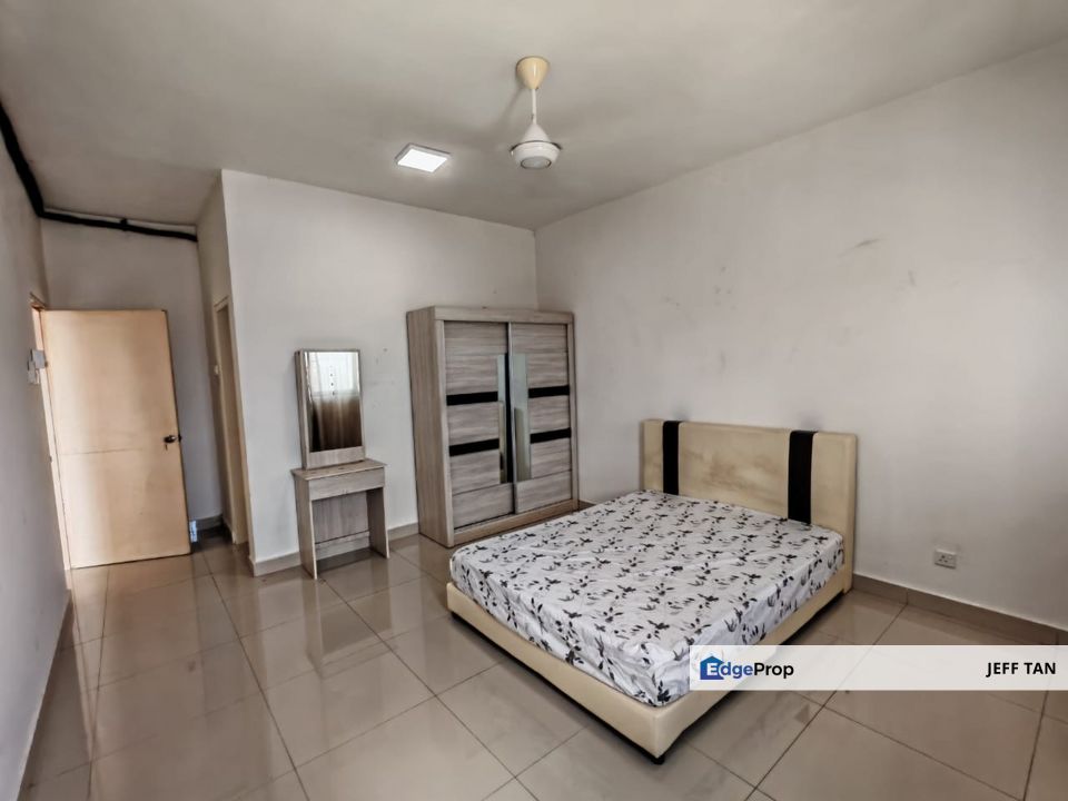 Cheapest Unit At SK One Residence, Pusat Perdagangan Seri Kembangan, Selangor, Seri Kembangan