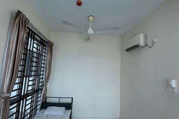 Akademik Suite @ Mount Austin