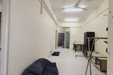 Akademik Suite @ Mount Austin