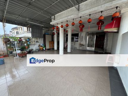 古来 IOI Nuri 22x70 双层排楼出售🏡 低头期单位‼️厨房已扩建‼️ Kulai @ Jln Nuri Double Storey For Sale 🔥 , Johor, Kulai