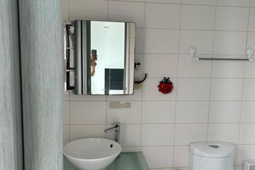 Dedaun Hijau (Greenfield Regency)