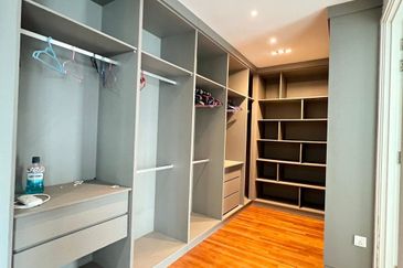 Isola Villa @ Senibong Cove