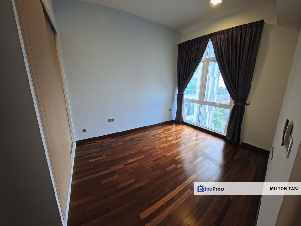 Paragon Suits @ Ciq Johor Bahru Johor Condominium / Apartment / Serviced Residence For Rent Partail Furnished RM2400, Johor, Johor Bahru