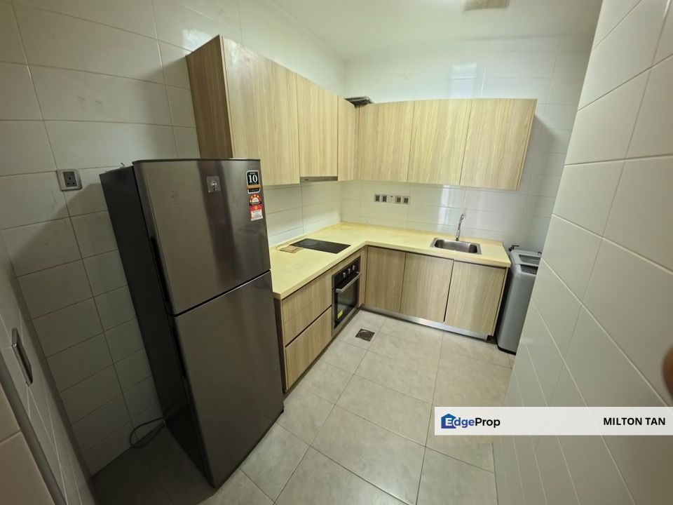 Paragon Suits @ Ciq Johor Bahru Johor Condominium / Apartment / Serviced Residence For Rent Partail Furnished RM2400, Johor, Johor Bahru