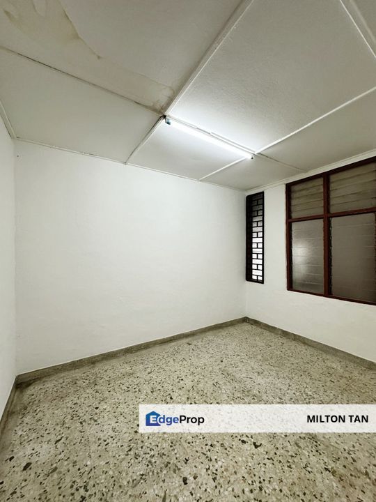 Taman Sri Skudai Johor Single Storey Low Cost Terrace House For Rent RM1000, Johor, Skudai