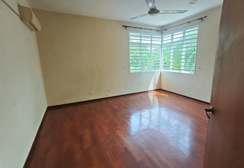 Seri Austin East Zone