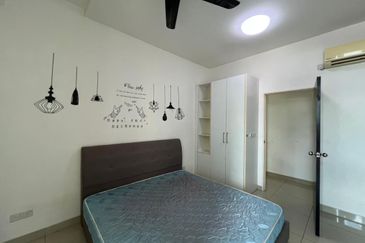 Twin Tower Residence