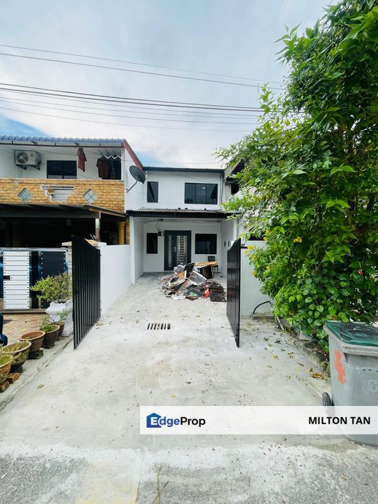 Taman Damai Jaya Skudai Johor Double Storey Jaya Low Cost Terrace House For Sale Freehold Kichen Extanded Fully Tiles , Johor, Skudai