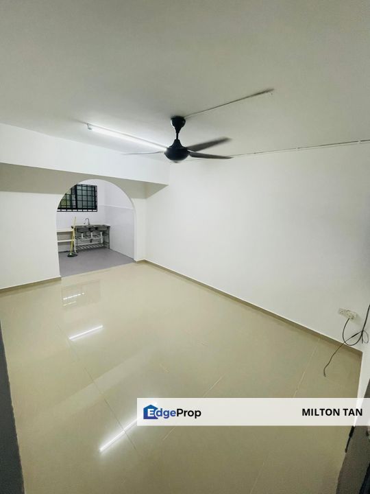 Taman Damai Jaya Skudai Johor Double Storey Jaya Low Cost Terrace House For Sale Freehold Kichen Extanded Fully Tiles , Johor, Skudai