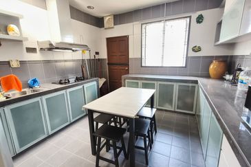 Bandar Baru Seri Alam