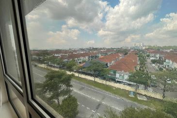 Akademik Suite @ Mount Austin