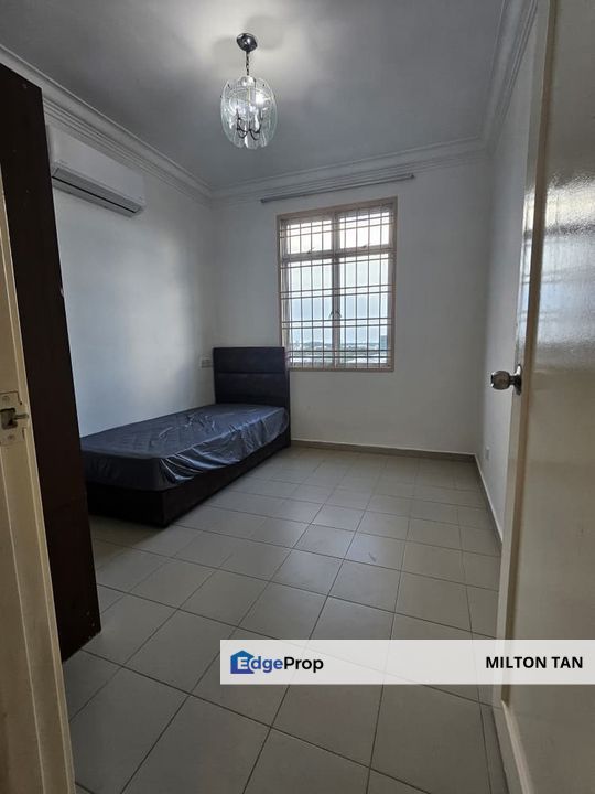 Lake View Suites Johor Bahru Johor Austin Apartment For Sale Partial Furnished Corner Unit  , Johor, Johor Bahru