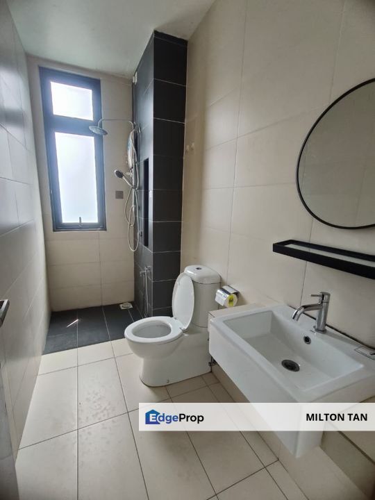 8SCAPE RESIDENCE @ SUTERA  JOHOR APARTMENT FOR RENT RM 1800 2 BED UNIT PARTIAL FURNISHED, Johor, Johor Bahru