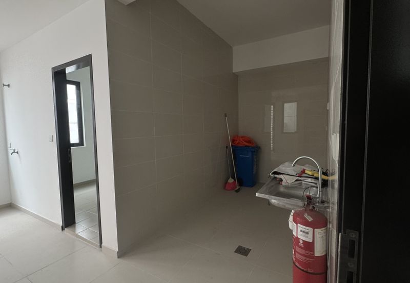 Ready to Move In - Brand NEW 3 storey superlink for sale at Kalista Parkhomes, Bukit Rahman Putra