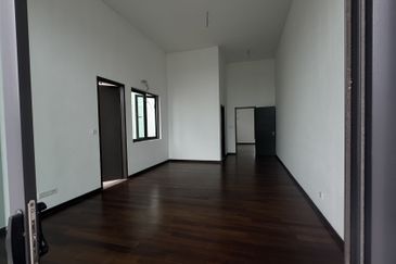 Ready to Move In - Brand NEW 3 storey superlink for sale at Kalista Parkhomes, Bukit Rahman Putra