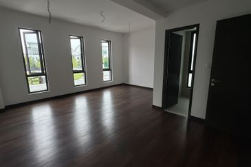 Ready to Move In - Brand NEW 3 storey superlink for sale at Kalista Parkhomes, Bukit Rahman Putra