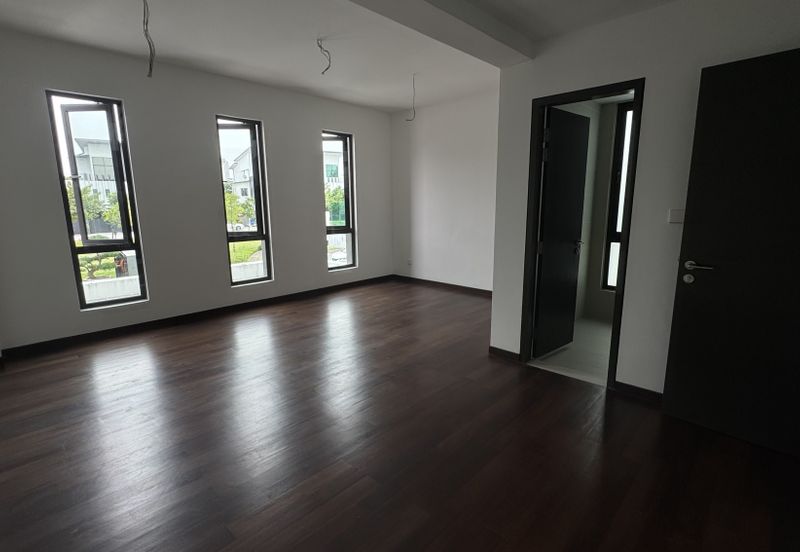 Ready to Move In - Brand NEW 3 storey superlink for sale at Kalista Parkhomes, Bukit Rahman Putra