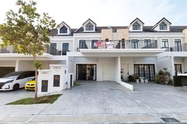 Monet Springtime @ Sunsuria City