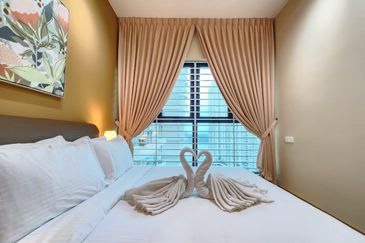 Baypoint @ Country Garden Danga Bay