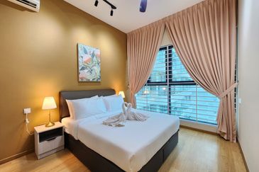 Baypoint @ Country Garden Danga Bay