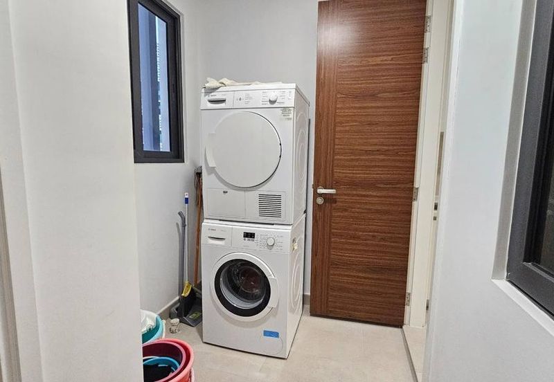 The Astaka @ 1 Bukit Senyum