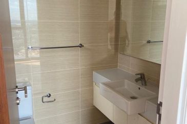 The Astaka @ 1 Bukit Senyum