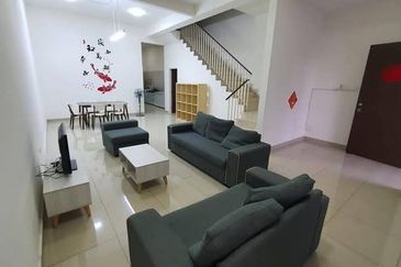 Austin Residence @Taman Mount Austin