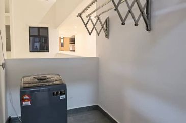 Twin Tower Residence