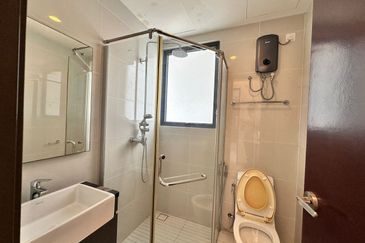 Kings Bay Country Garden @Danga Bay