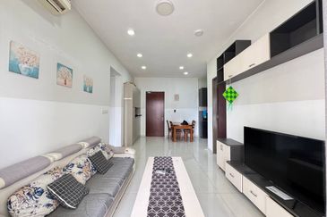 Bay Laurel @ Country Garden Danga Bay