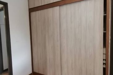 Baypoint @ Country Garden Danga Bay