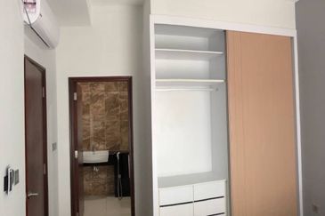 Paragon Suites @ CIQ