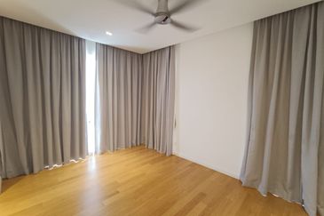 Emerald Bay @ Puteri harbour