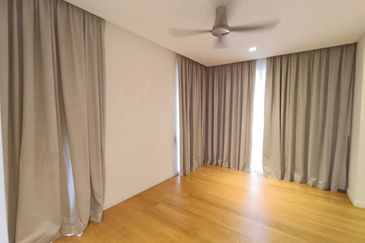 Emerald Bay @ Puteri harbour