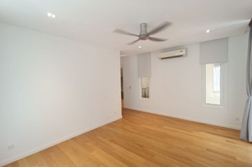 Emerald Bay @ Puteri harbour