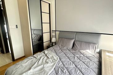 Baypoint @ Country Garden Danga Bay